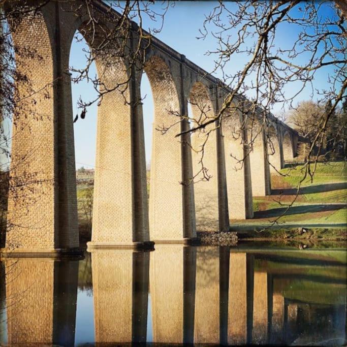 Vila Le Prieure Du Vigeant Le Vigeant Exteriér fotografie